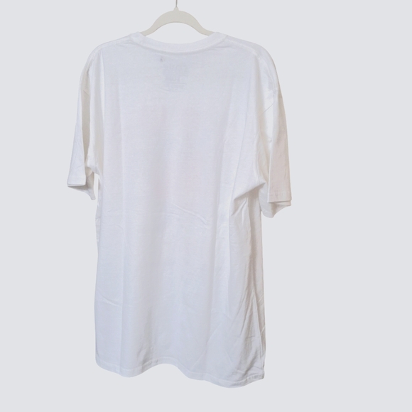 L.O.V.E. XL TSHIRT NWT - Picture 4 of 4